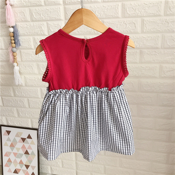 Rochie de copii croiala casual cu aplicatie pentru fete