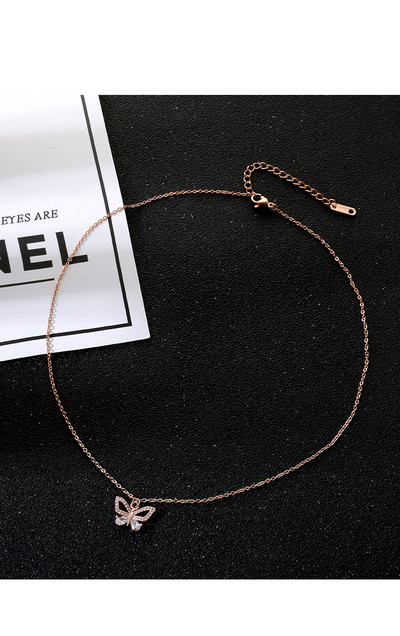 Colier elegant de dama de culoare aurie cu pietre