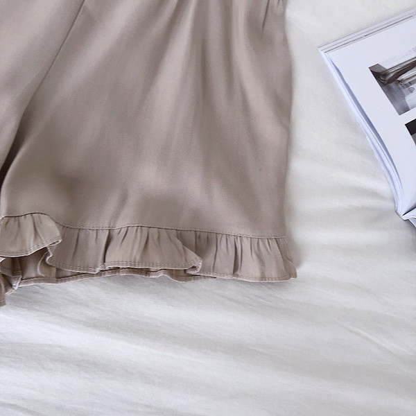 Salopeta de dama moderna cu nasturi in trei culori