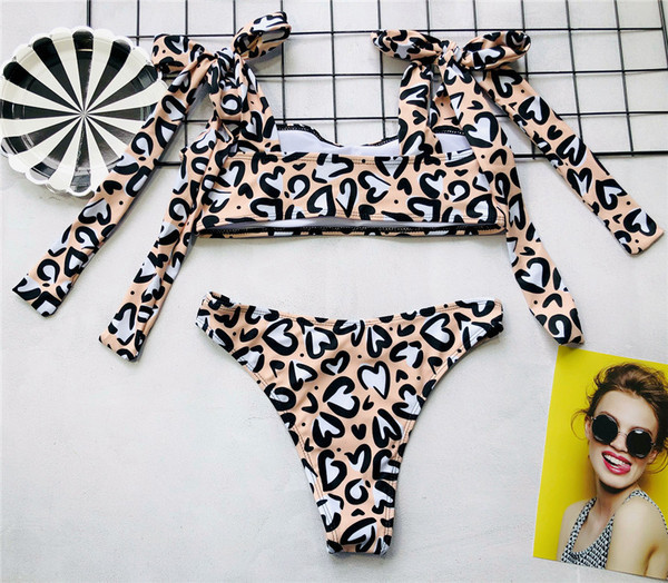 Model NOU costum de baie dama in doua parti