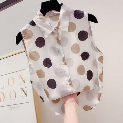 Maieu de damă cu buline și nasturi