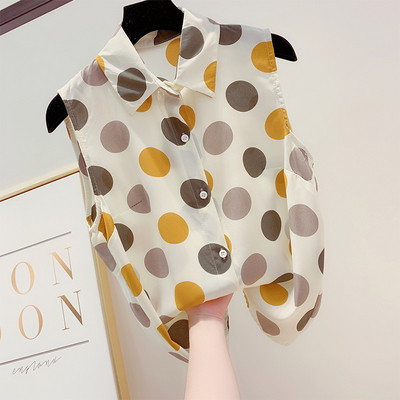 Maieu de damă cu buline și nasturi