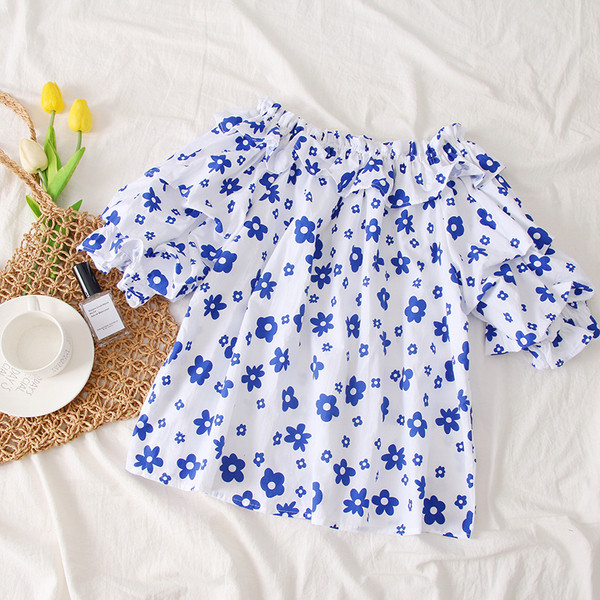 Bluza de dama model nou cu motive florale si umerii goi in mai multe culori