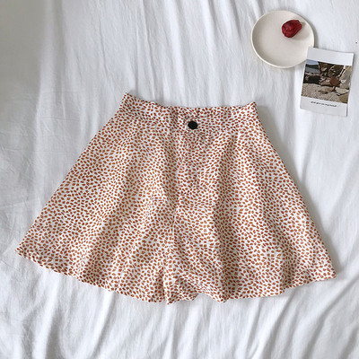 Pantaloni scurti de dama cu talie inalta in trei culori