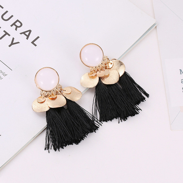 Cercei lungi de dama in mai multe culori