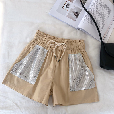 Pantaloni scurti moderni de dama cu talie elastica si element de paiete in mai multe culori