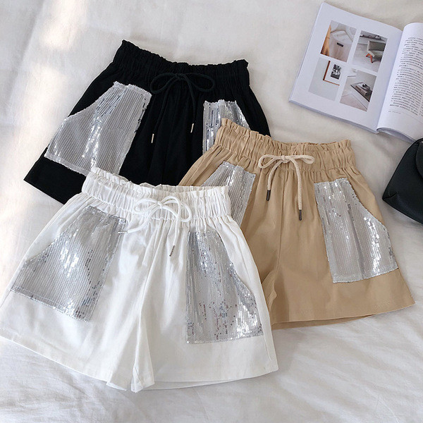 Pantaloni scurti moderni de dama cu talie elastica si element de paiete in mai multe culori