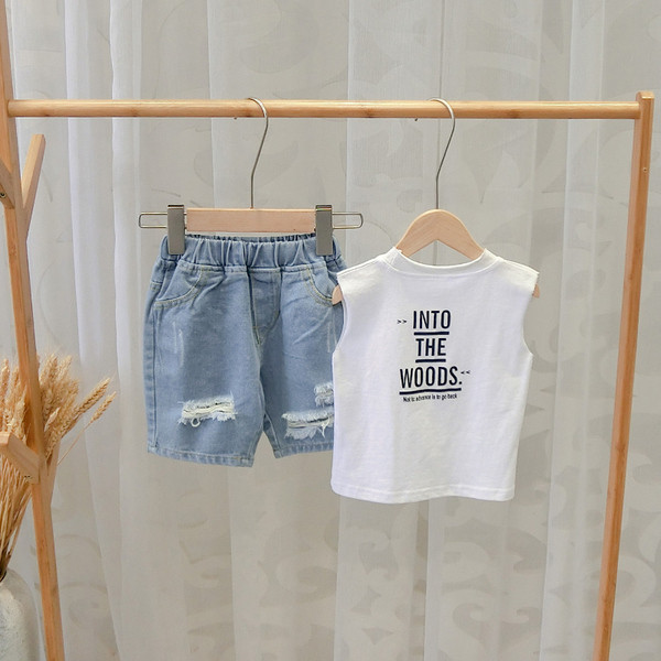 Model nou de blugi pentru copii cu motive rupte in albastru pentru baieti