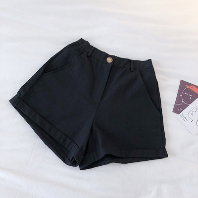 Pantaloni scurti de dama model clasic in mai multe culori