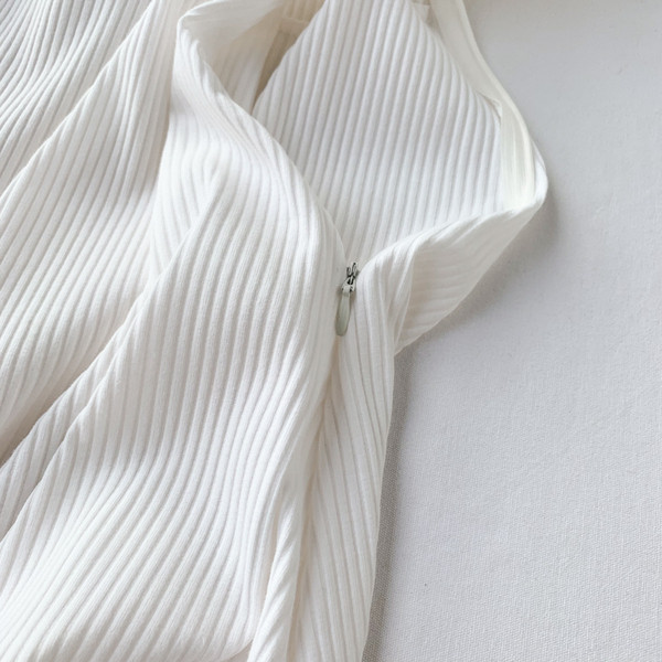 Rochie de dama cu bretele in alb