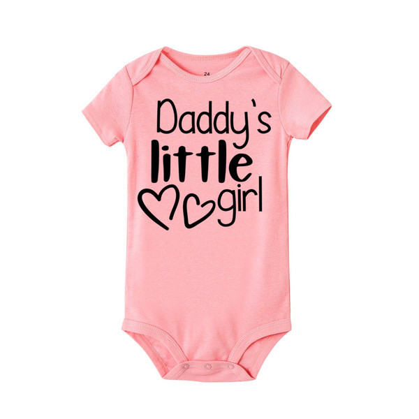 Gyermek test több színű felirattal