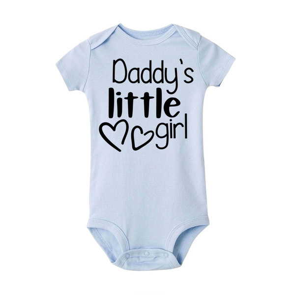 Gyermek test több színű felirattal