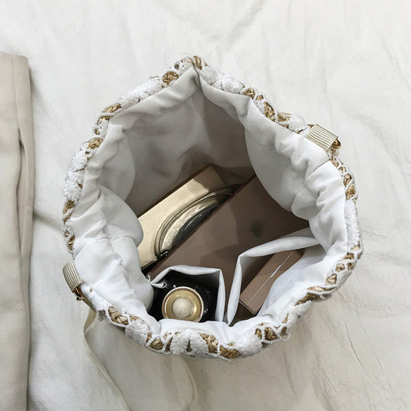 NOU geanta dama tricotata cu dantela - doua modele