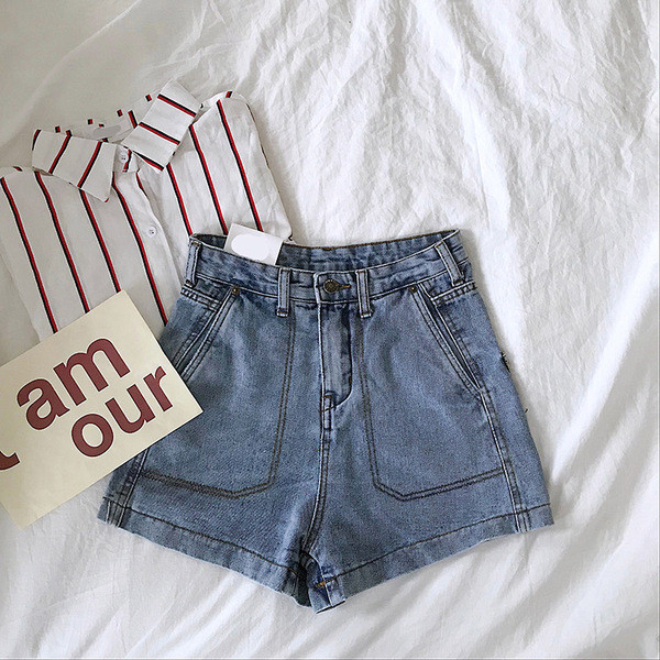 Pantaloni scurți casual de damă din denim cu buzunare