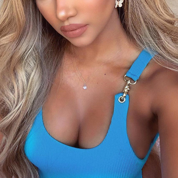 Corp de dama modern cu elemente metalice in albastru