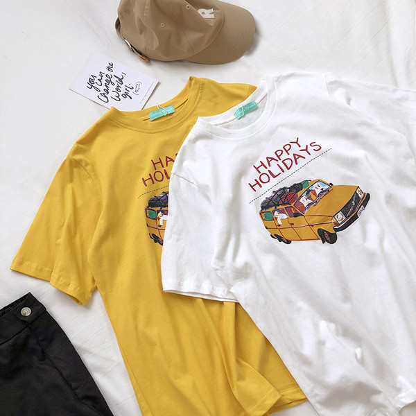 Tricou casual dama cu aplicatie si inscriptie alb si galben