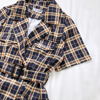 Rochie de dama in carouri croiala cu nasturi si curea