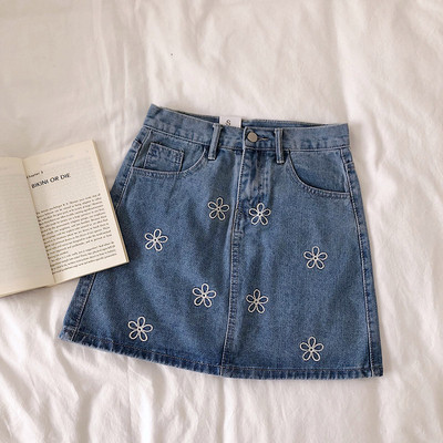 Fusta de dama denim model nou cu broderie in albastru