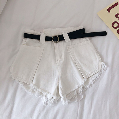 Női rövidnadrág övvel több színben