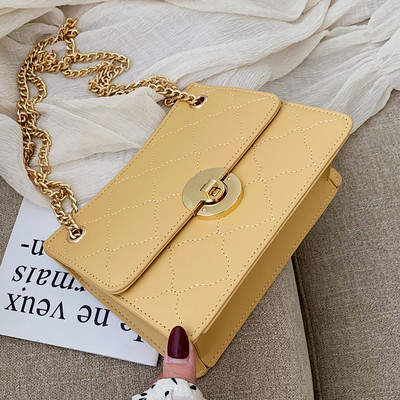 Geanta de dama moderna cu lant metalic in mai multe culori