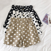 Alkalmi női rövidnadrág elasztikus derékkal, három színben