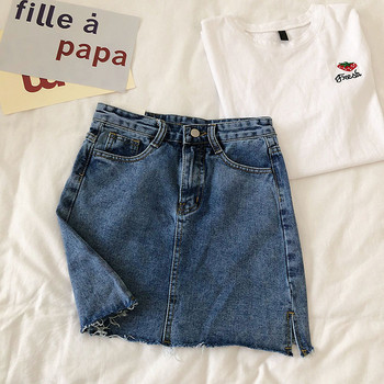 Női farmerszoknya magas derékkal, sötét színben