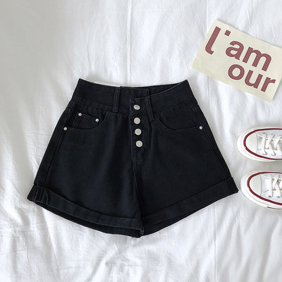 Pantaloni scurți de damă în alb, negru și albastru