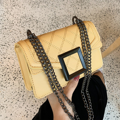 Geanta de dama din piele cu inchidere metalica in mai multe culori