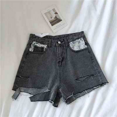 Pantaloni scurți de damă cu un element - paiete în două culori