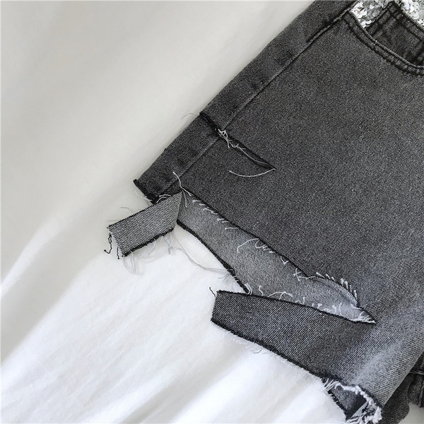 Pantaloni scurți de damă cu un element - paiete în două culori