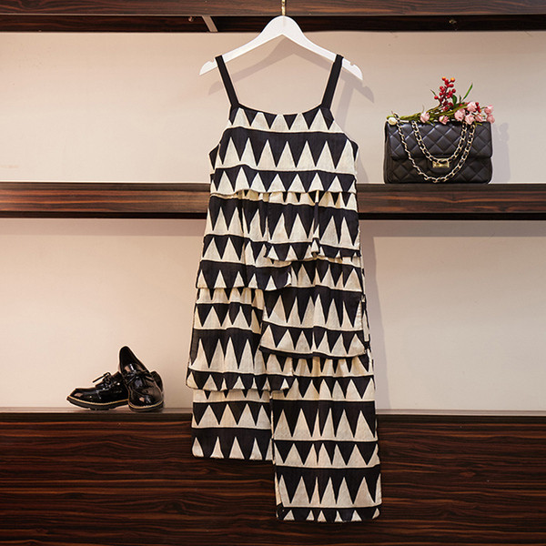 Rochie de dama moderna model asimetric cu bretele subtiri de culoare neagra