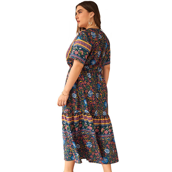 Rochie de damă casual croită, cu decolteu în V și mâneci 3/4