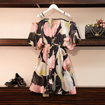 Elegáns női ruha vékony pántokkal, leesett ujjakkal, fekete színben