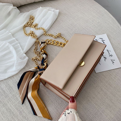 Geanta eleganta de dama cu esarfa in patru culori