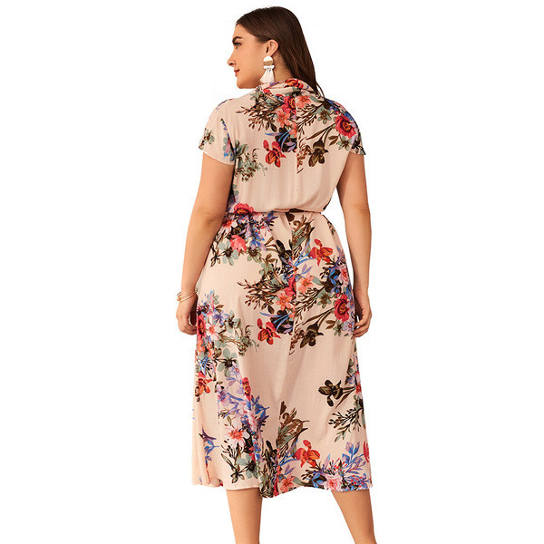 Rochie de dama colorata cu centura si nasturi in albastru si roz