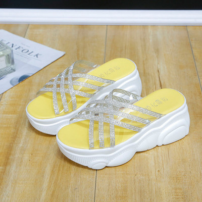 Papuci casual de dama cu pietre si talpa inalta in alb si galben