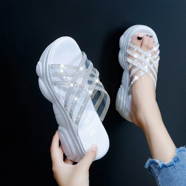 Papuci casual de dama cu pietre si talpa inalta in alb si galben