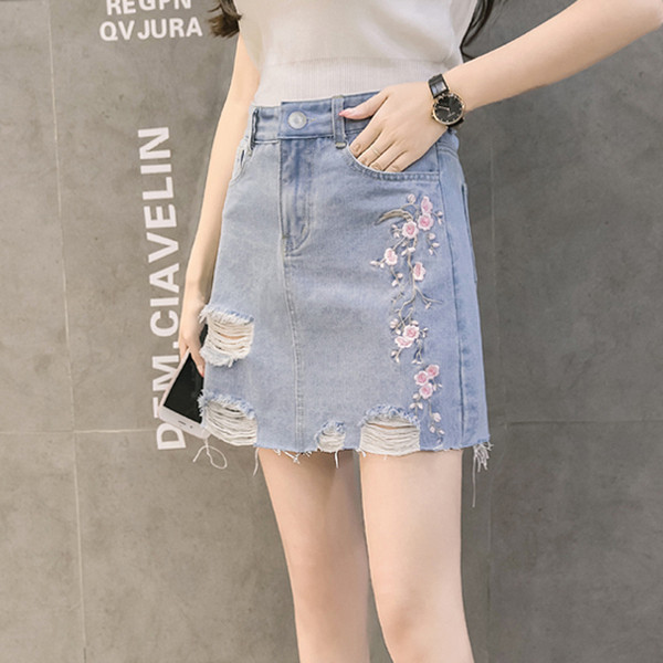 Fusta de vara dama cu broderie in trei culori