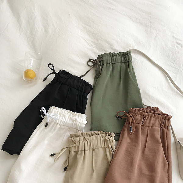 Női alkalmi rövidnadrág elasztikus derékkal, több színben