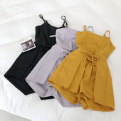 Γυναικείες φόρμες με λεπτές λωρίδες σε διάφορα χρώματα