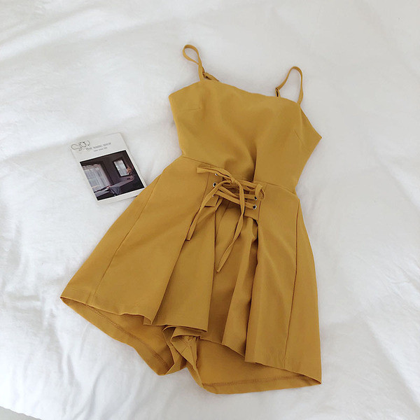 Γυναικείες φόρμες με λεπτές λωρίδες  σε διάφορα χρώματα