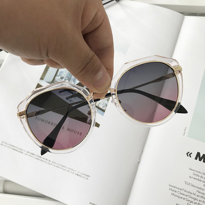 Modern kerek napszemüveg és vékony keret több színben