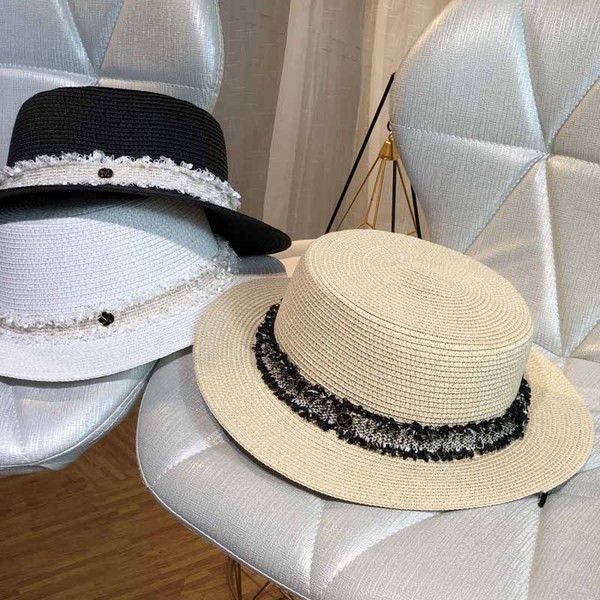 Palarie de dama eleganta cu franjuri in mai multe culori