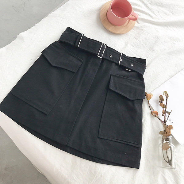 Fusta casual de dama cu buzunare in verde, alb si negru