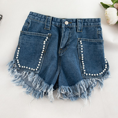 Pantaloni scurți de damă din denim cu perle în culori deschise și închise