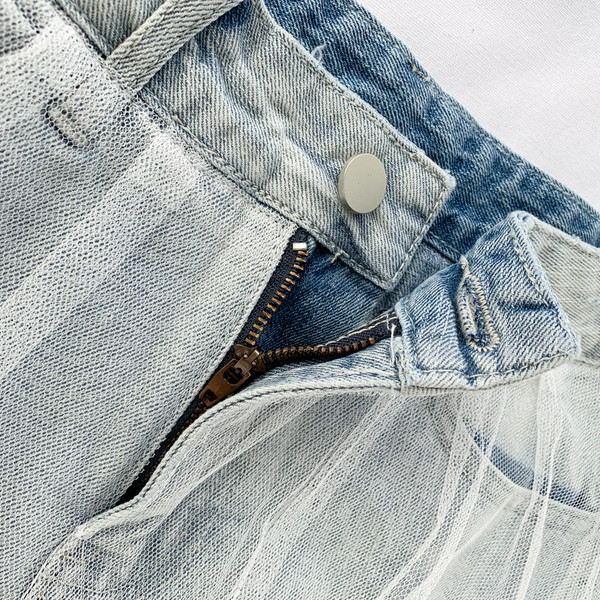 Pantaloni scurti moderni de dama cu talie inalta si tul in doua culori