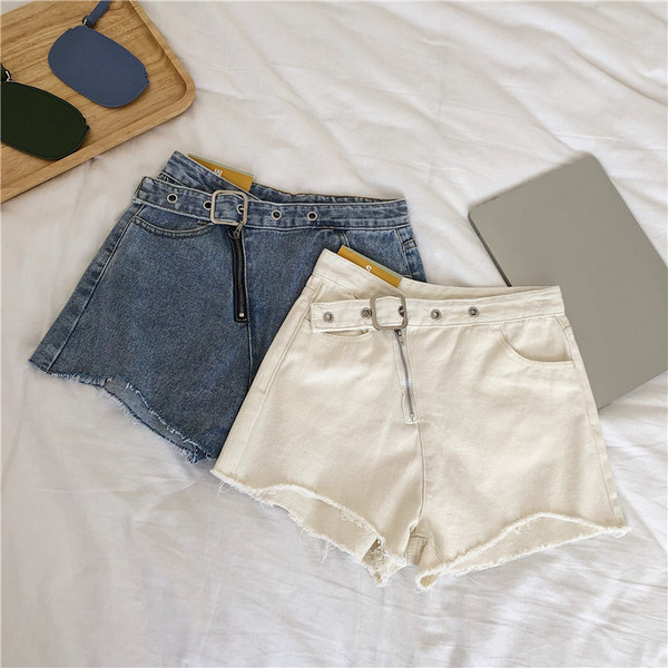 Pantaloni scurti de dama in doua culori cu fermoar