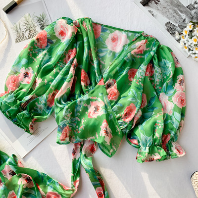 Bluză de damă modernă cu mâneci scurte și decolteu în V în trei culori