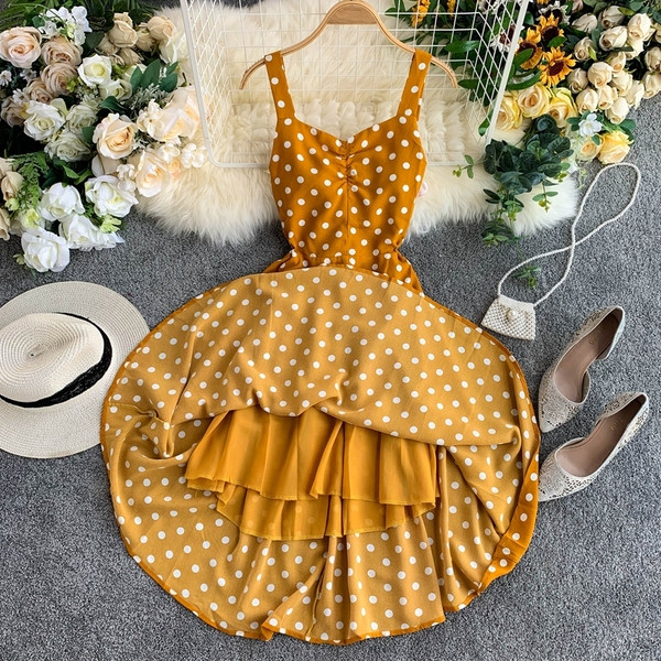 Rochie de dama moderna cu buline de culoare galbena