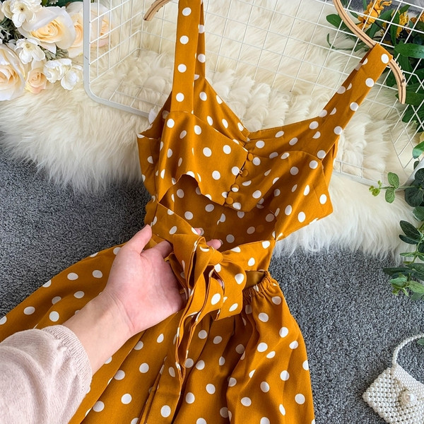 Rochie de dama moderna cu buline de culoare galbena